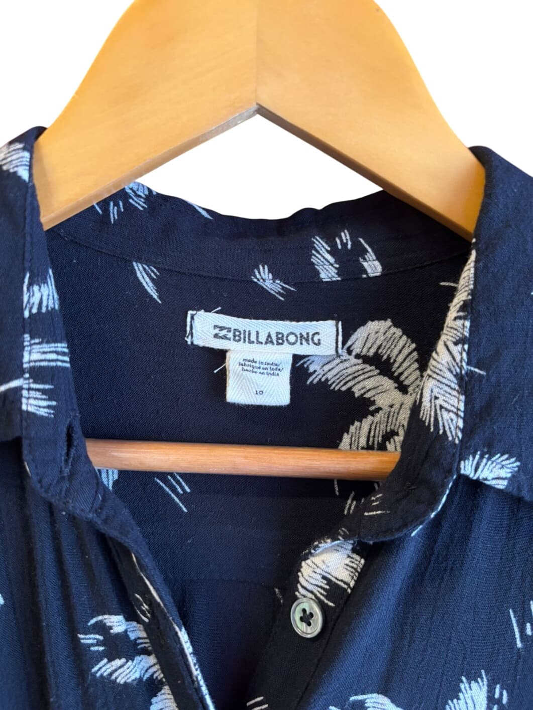Billabong Palm Print Button-Up Blouse – 3