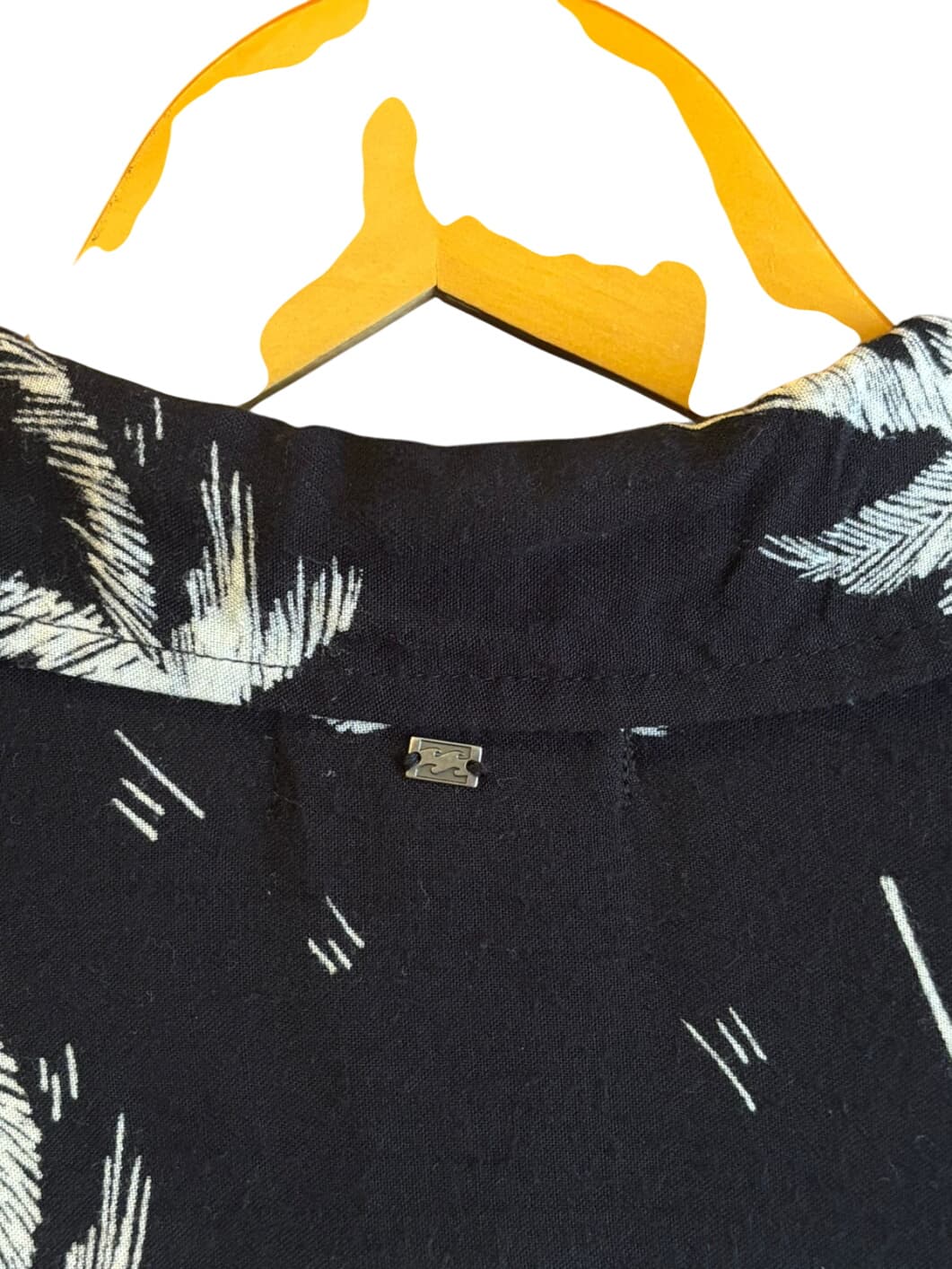 Billabong Palm Print Button-Up Blouse – 4