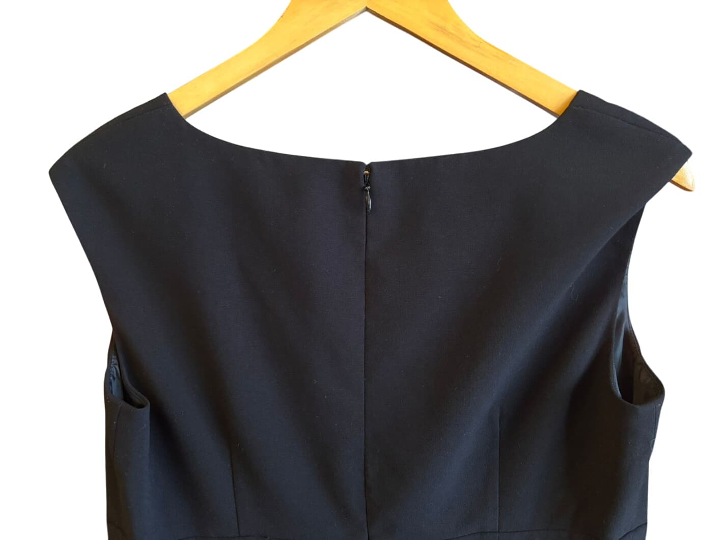 Calvin Klein Sleeveless Black Dress – 2